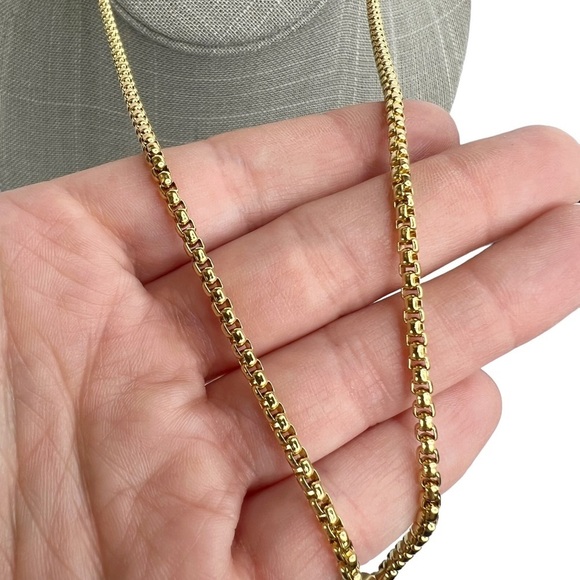 New FaithHeart Cancer Gold Tone Zodiac Dog Tag Rolo Chain Necklace - Picture 4 of 7